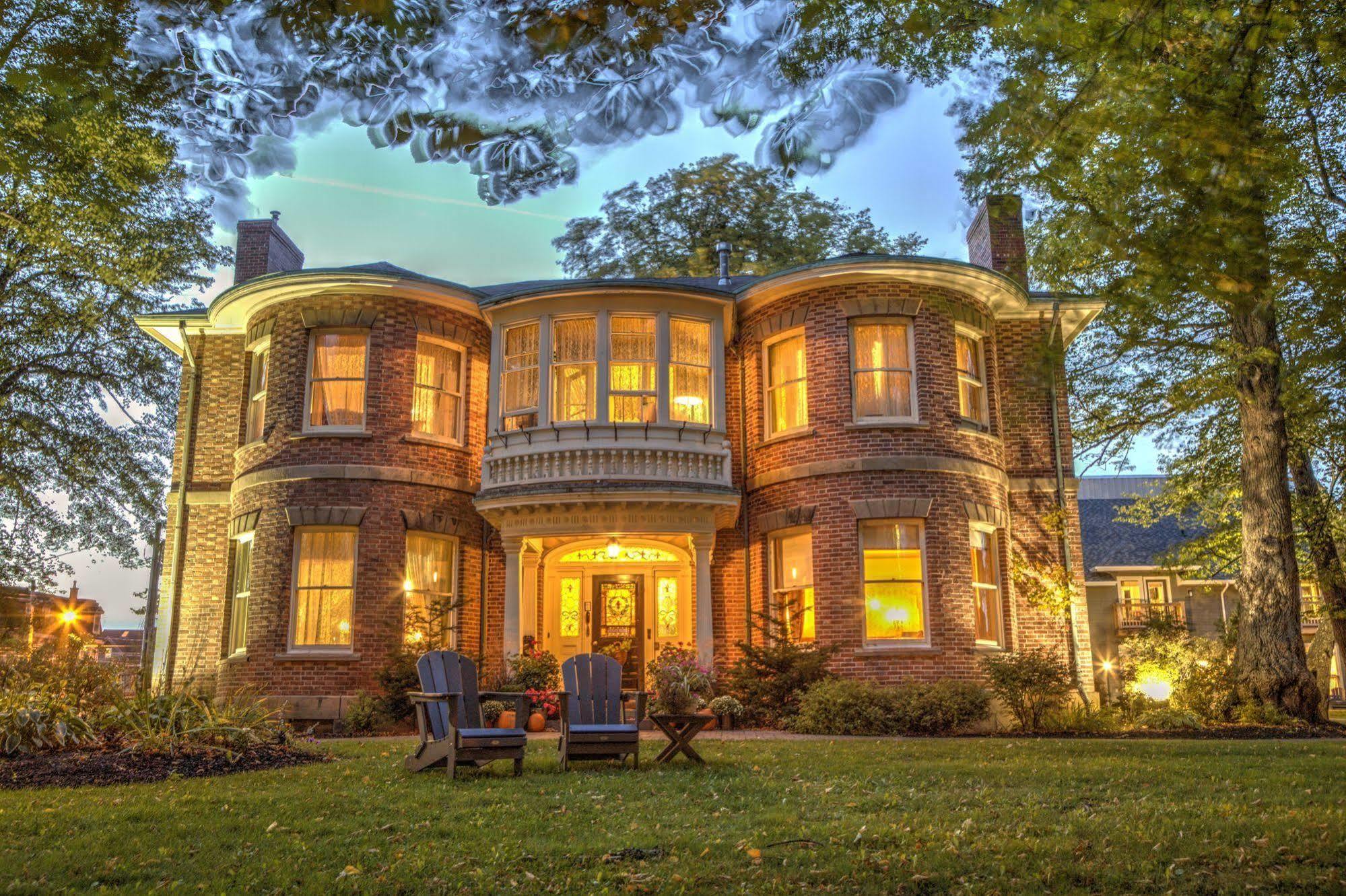 Fairholm Boutique Inns Charlottetown Bagian luar foto